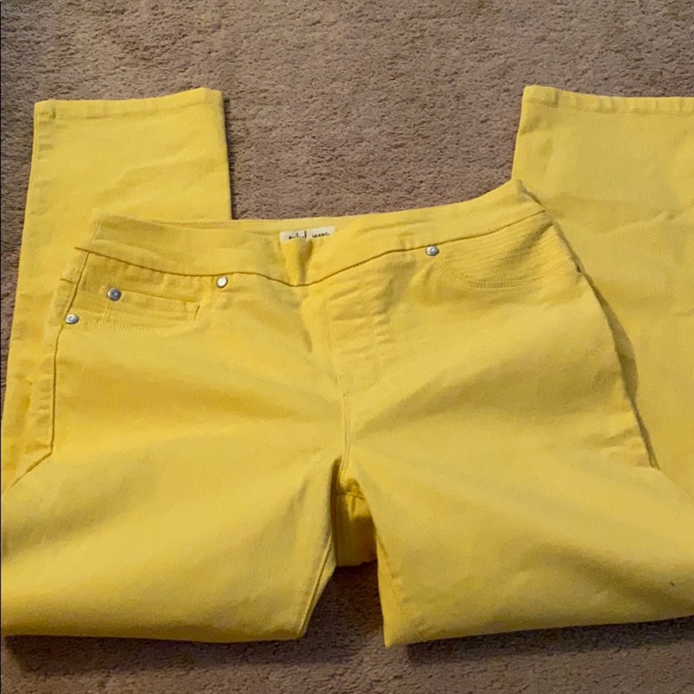 Tribal jeans - size 4 - yellow